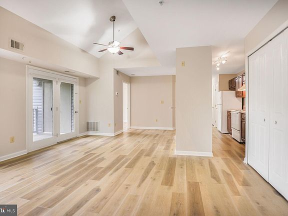 4th image of 4100 Monument Ct Unit 302