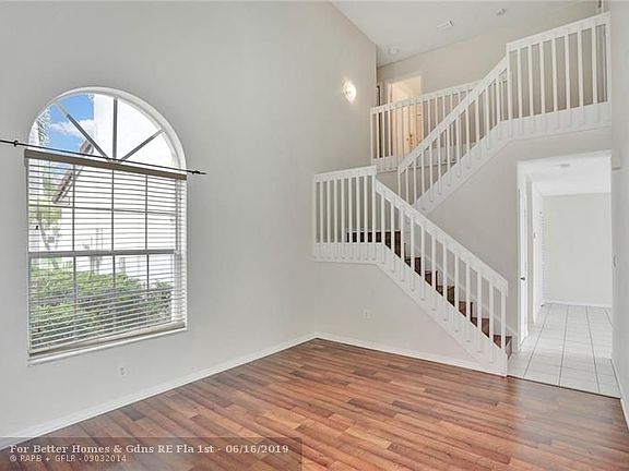 5th image of 18165 NW 21st St