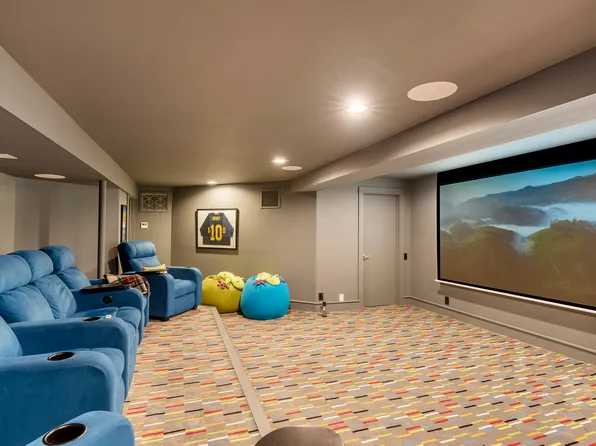 9 Long Hill Rd, East Hampton, NY 11937