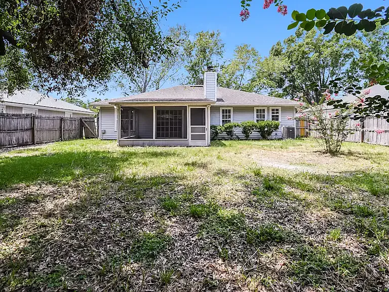 11105 Barbizon Cir E — Photo 7