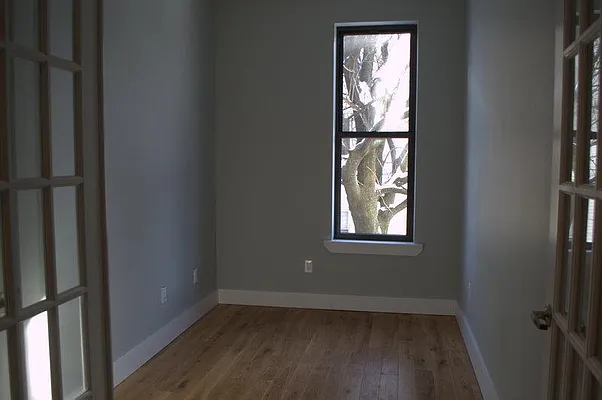 Rented by Loom Group | media 30