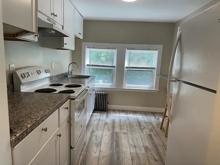 100 Oak Street Rollinsford NH 03869 — Photo 7