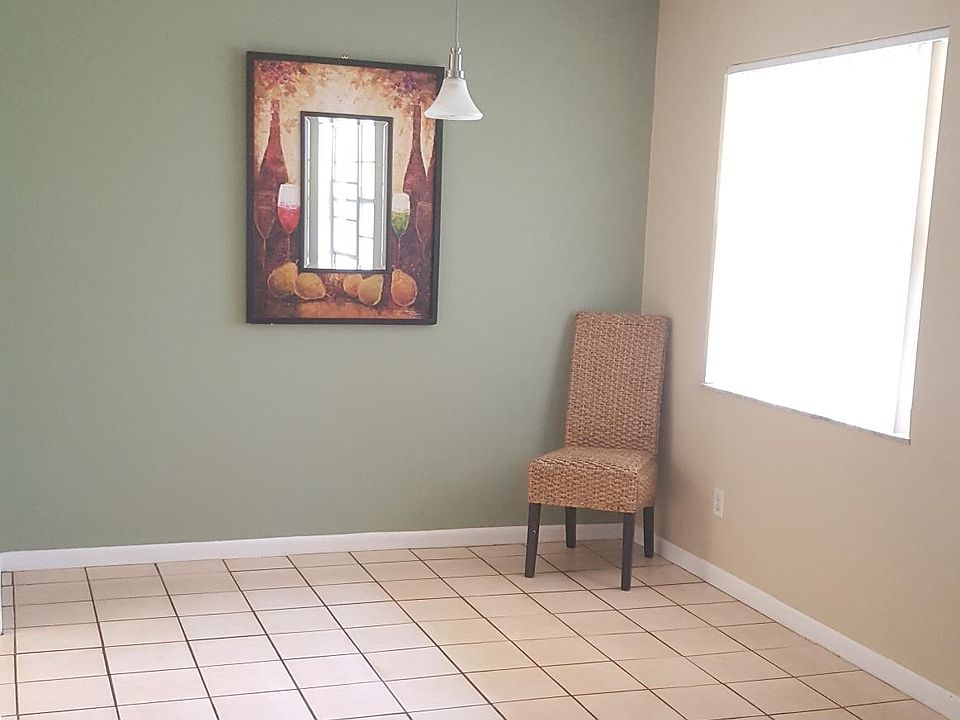 Cover Photo - Dining Room - Welcome Home !