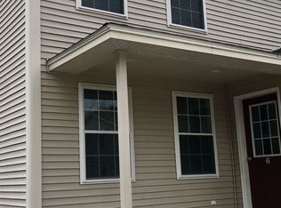 6 Timber Creek Dr, Buxton, ME 04093