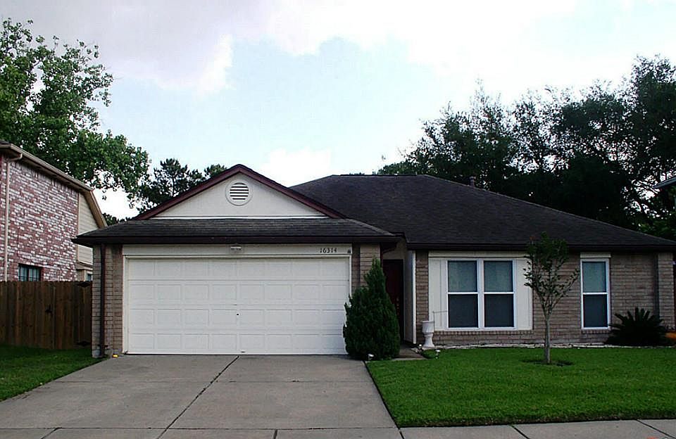 1st image of 16314 Leamington Ln