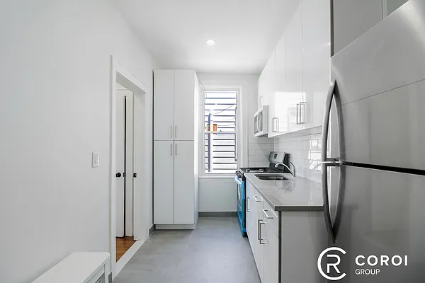 Rented by Coroi Corp | media 8