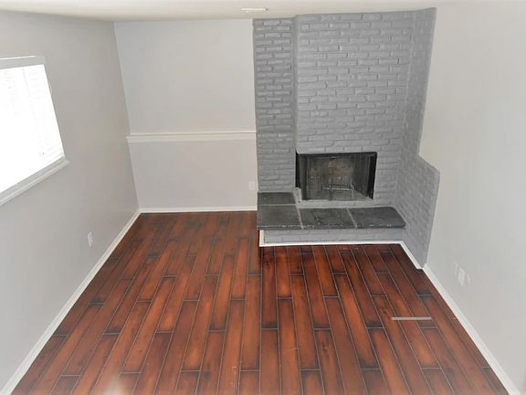 2nd image of 14954 E Temple Pl