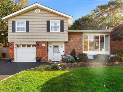 36 Harwood Drive, Glen Cove, NY, 11542