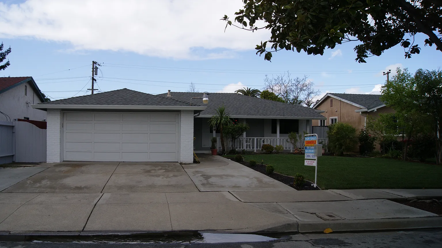 4619 Nelson St photo 1