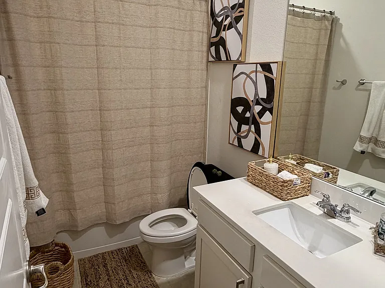 901 Goldenrod Ln — Photo 21