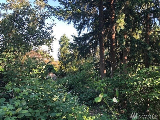 2nd image of 5014 113th Avenue Ct E