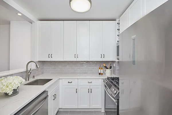 Sold by Compass | media 4