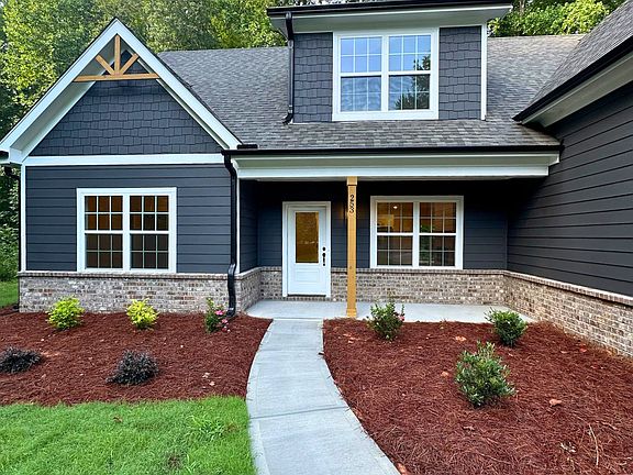 3rd image of 253 Stonebrook Pl