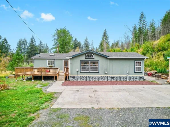 814 N Santiam Hwy W, Gates, OR 97346