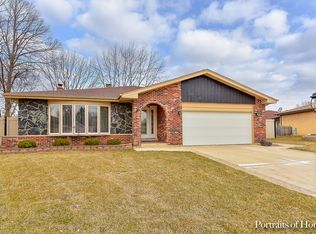 7322 Exner Ct, Darien, IL 60561