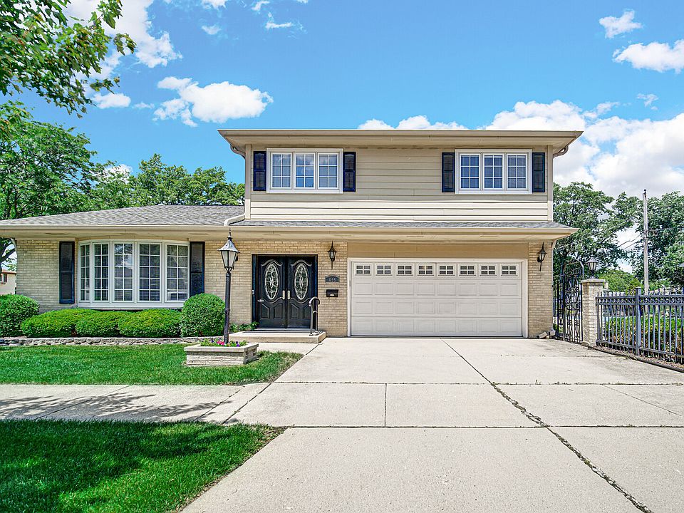 1st image of 495 E Park Manor Ct