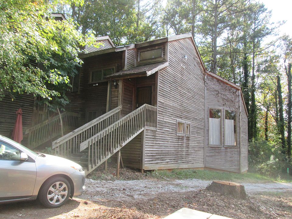 2nd image of 2467 Terrace Trl
