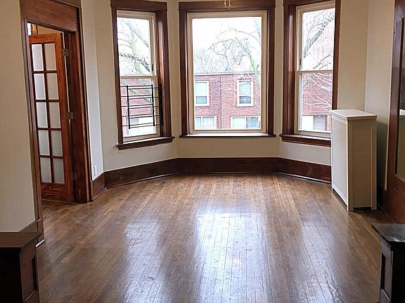 2nd image of 5339 S Maryland Ave Unit 2