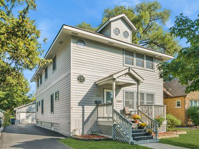 18461 Morris Ave, Homewood, IL, 60430