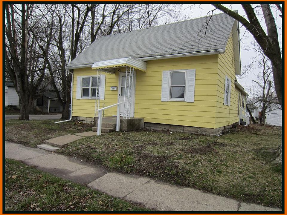 1st image of 801 E Jefferson St