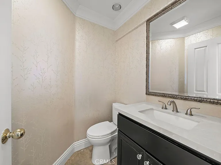 6 Petria — Photo 19