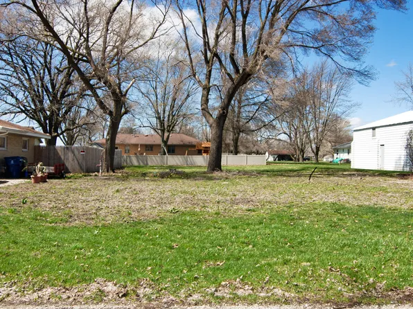 30 2nd Ave, South Wilmington, IL 60474