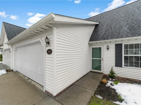 2528 Clearwater Ln #18, Painesville, OH 44077