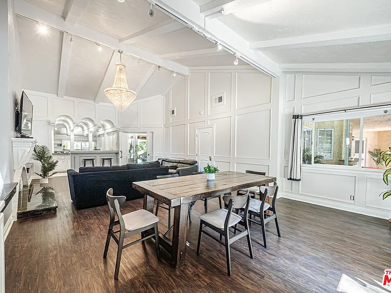 18022 Lake Encino Dr — Photo 7