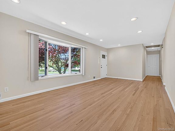 5th image of 19 Buckingham Road