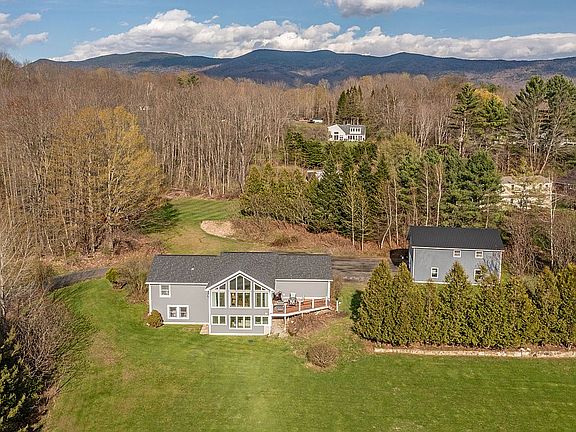 3rd image of 114 Wildflower Ln