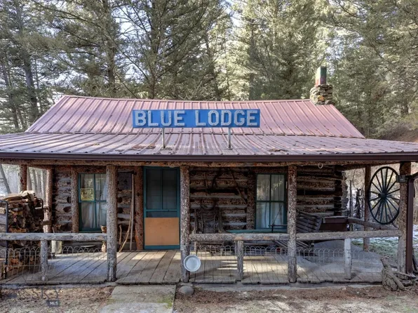 19 Hyalite Creek Rd, Emigrant, MT 59027