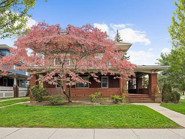 1806 Ditmas Ave, Brooklyn, NY 11226