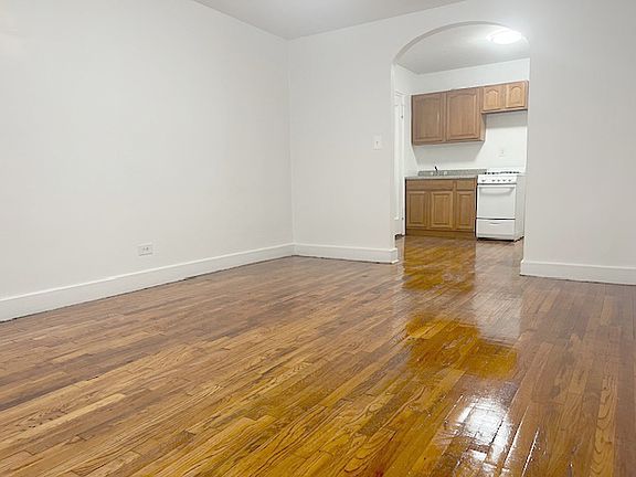 3rd image of 245 E 94th St APT 3B