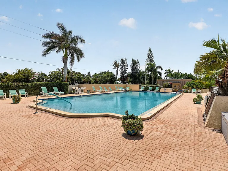 1800 SE Saint Lucie Blvd #11-203 — Photo 49