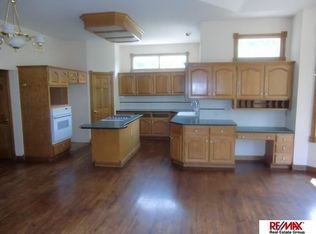 2309 Hidden Canyon Rd, Plattsmouth, NE 68048