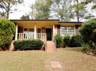886 Sheppard Way, Stone Mountain, GA 30083