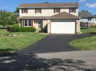 641 Wandering Ln, Beaver, WV 25813