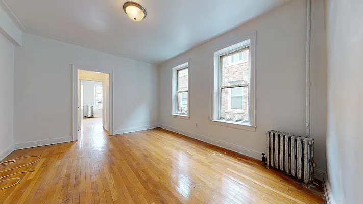 Rented by Bond New York | media 17