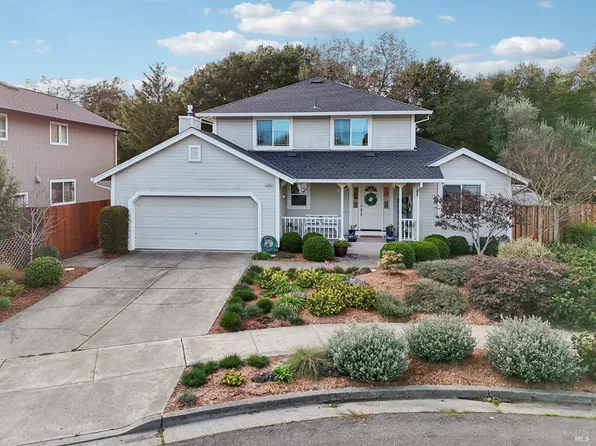 2185 Zinfandel Drive, Santa Rosa, CA 95403