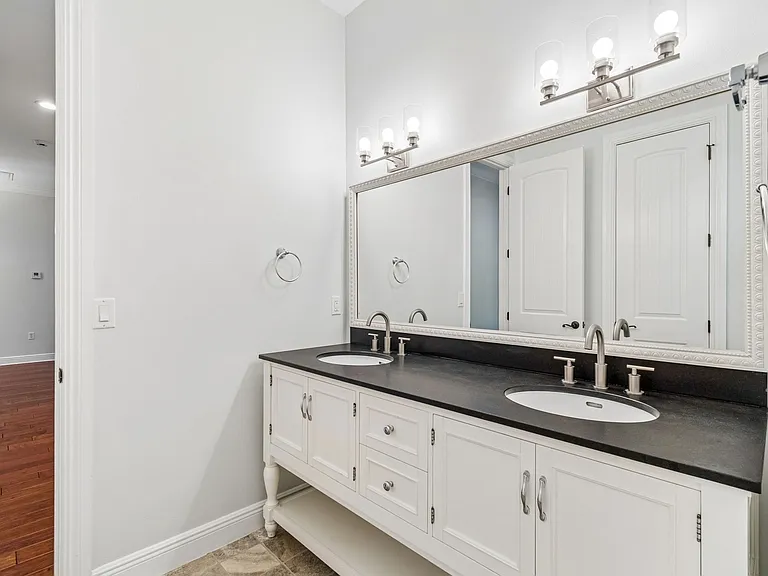 3917 W Barcelona St — Photo 54