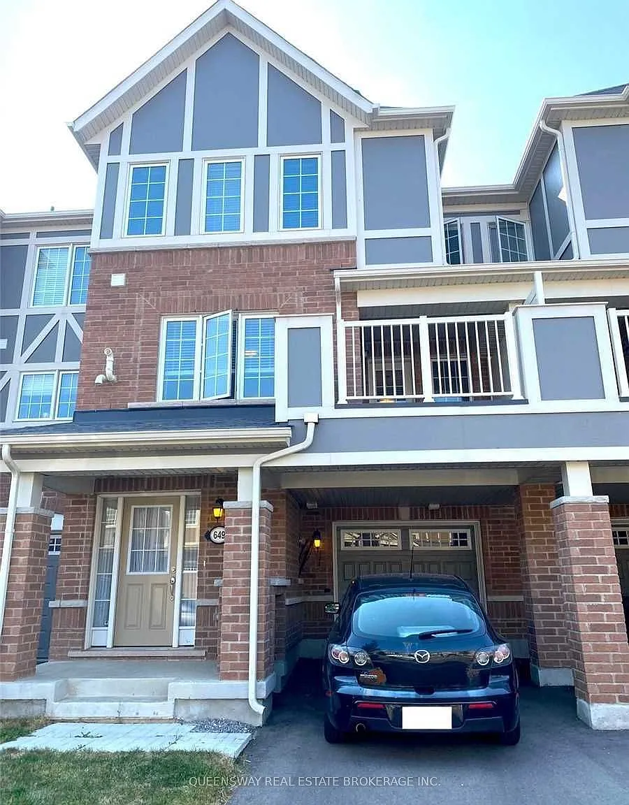 3 bed, $2,950 — Photo 1