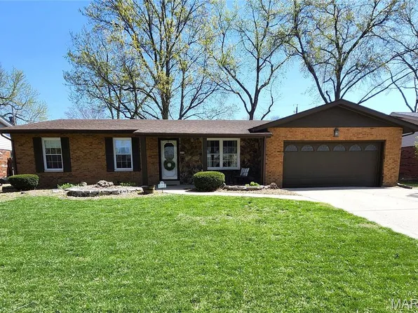 3232 Erin Dr, Granite City, IL 62040