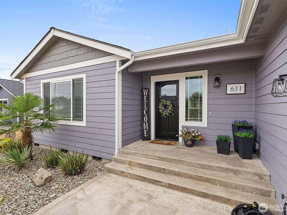 611 Woodside Road, Cosmopolis, WA 98537 | Zillow