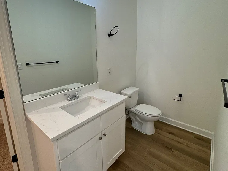 117 Otis St — Photo 9