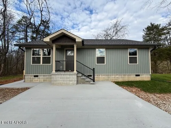 329 Blacksferry Rd, Knoxville, TN 37931