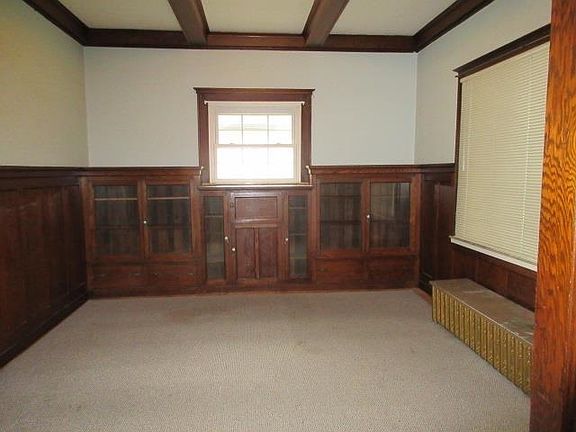 2nd image of 520 N Sherman St