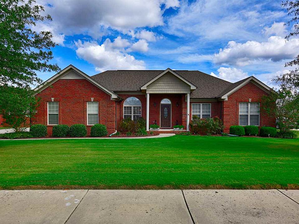 1st image of 137 Bentridge Dr