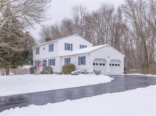 17 Arrowhead Dr, Griswold, CT 06351