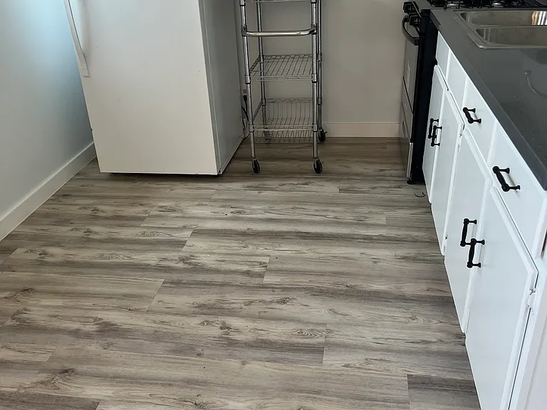 2327 Griffith Park Blvd — Photo 6