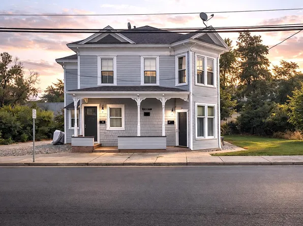 208 N Oregon St, Yreka, CA 96097